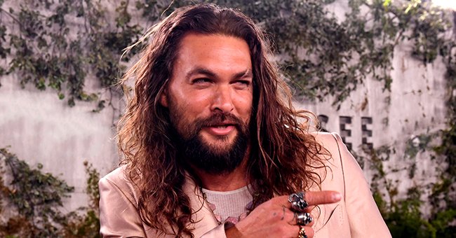 Jason Momoa of 'Aquaman' Fame Ditches Jacket & Is Spotted in Black Tank ...