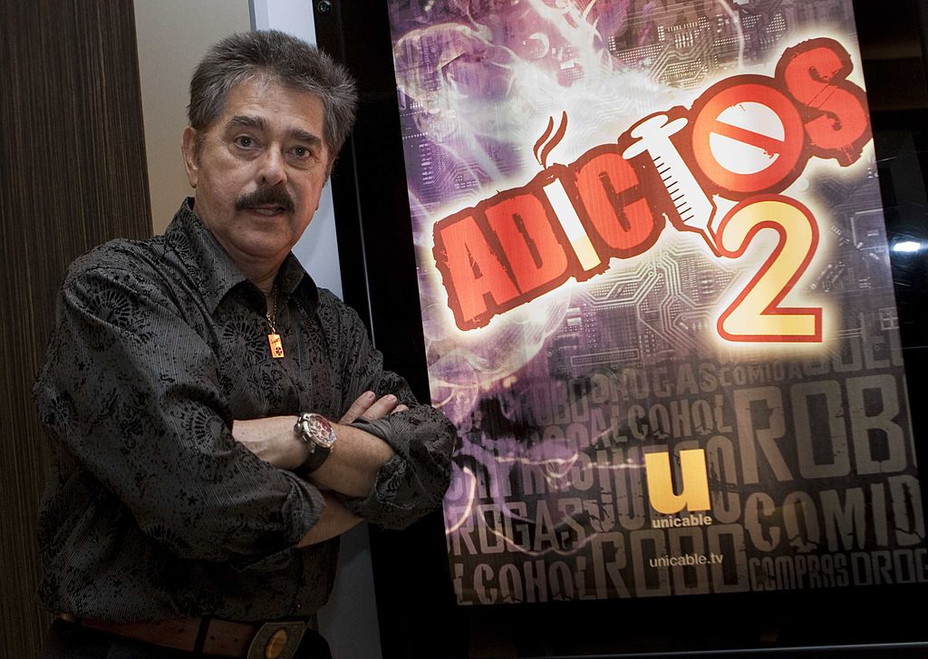 Raymundo Capetillo en una conferencia de prensa sobre la serie ‘Adictos 2’, el 24 de agosto de 2010 en la Ciudad de México. | Foto: Getty Images Raymundo Capetillo en una conferencia de prensa sobre la serie ‘Adictos 2’, el 24 de agosto de 2010 en la Ciudad de México. | Foto: Getty Images
