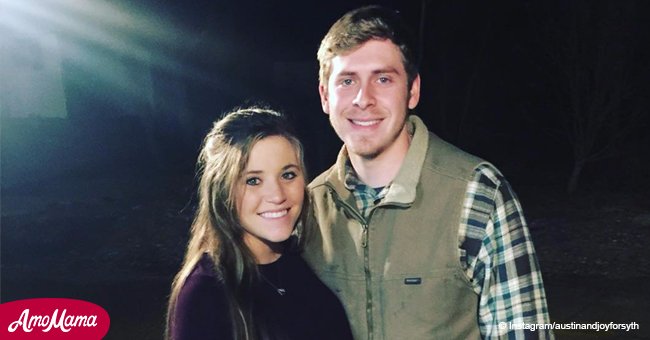 Joy-Anna Duggar rocks daring floral dress and heels in a new photo with hubby