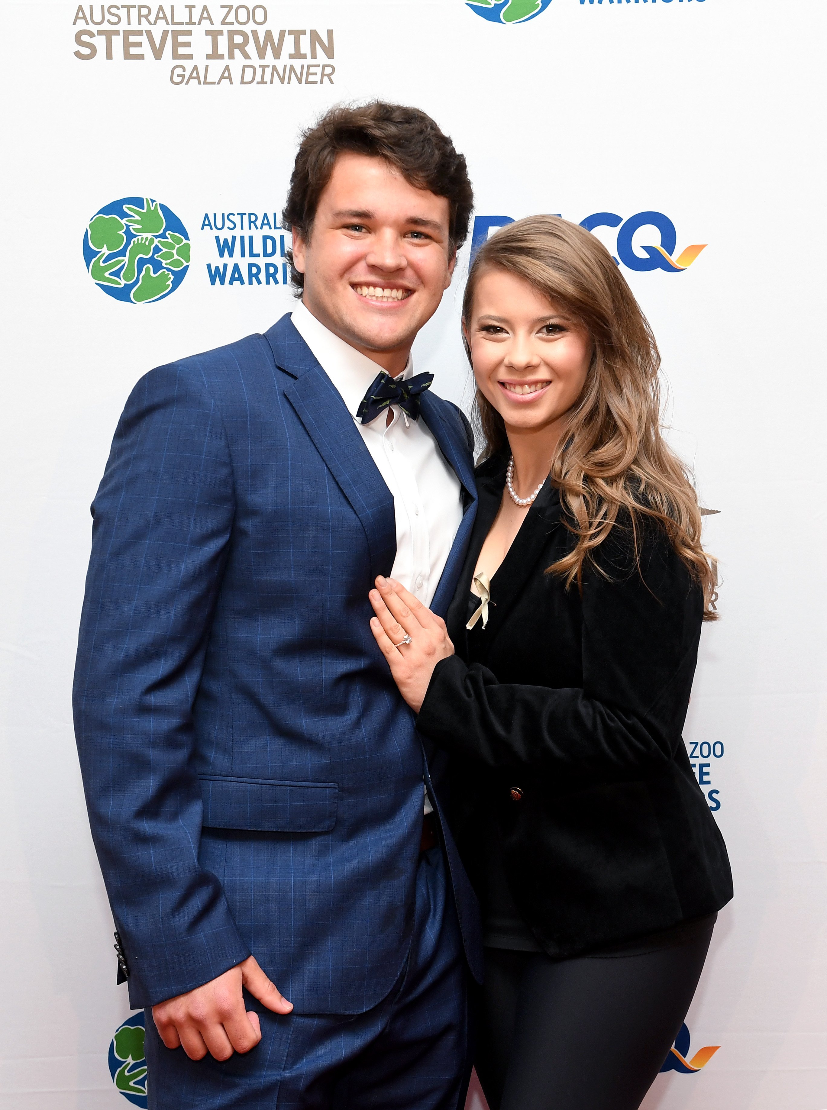 Bindi Irwin poses alongside Chandler Powell at the annual Steve Irwin Gala Dinner at Brisbane Convention & Exhibition Centre on November 09, 2019 in Brisbane, Australia | Photo: Getty Images