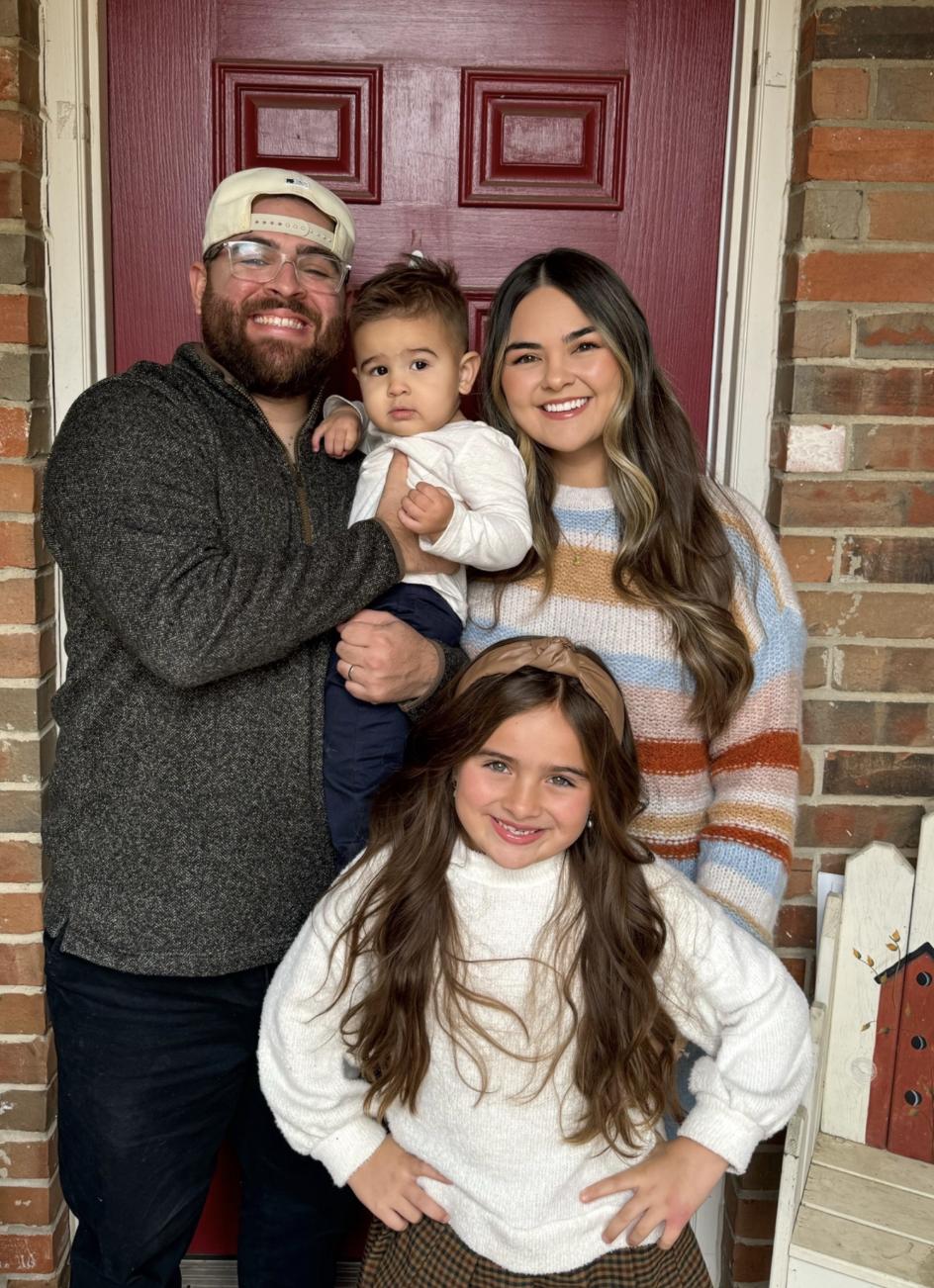 Brittne Largent with her husband and children, dated December 28, 2024 | Source: TikTok/@brittnelargent