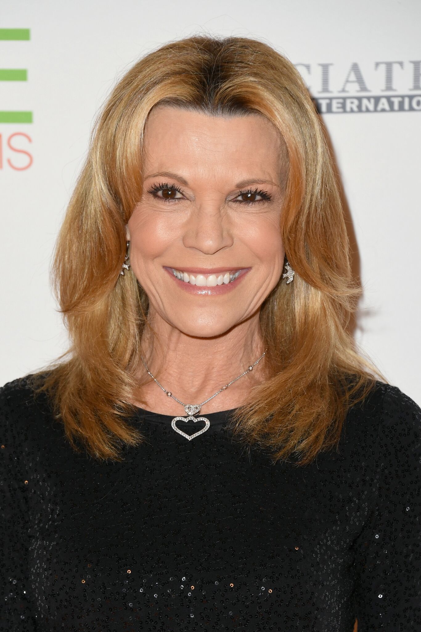 Vanna White attends the 25th Annual Race To Erase MS Gala at The Beverly Hilton Hotel  l Getty Images