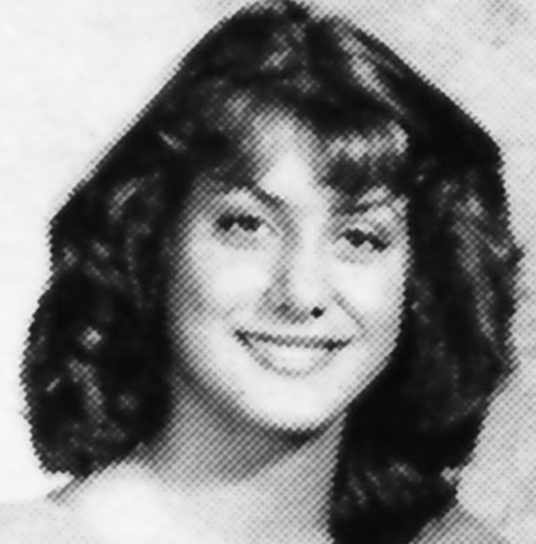 Kate Walsh's yearbook photo from a post dated May 25, 2017. | Source: X/katewalsh