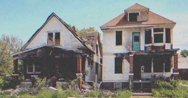 Two old and ruined houses | Source: Shutterstock