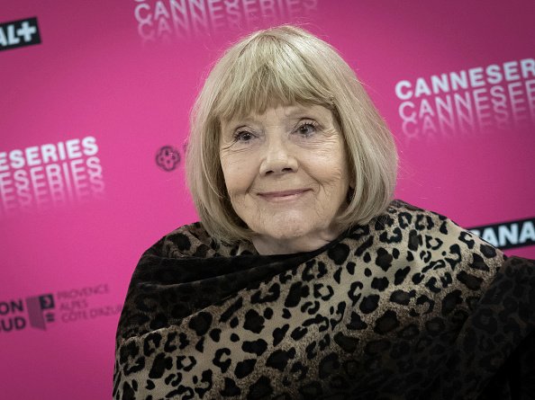 Diana Rigg le 06 avril 2019 à Cannes, France. | Photo : Getty Images Diana Rigg le 06 avril 2019 à Cannes, France. | Photo : Getty Images