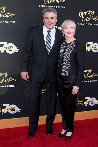 Christopher Knight (L) and Florence Henderson arrive to the Television Academy's 70th Anniversary Gala on June 2, 2016 in Los Angeles, California | Photo: Getty Images