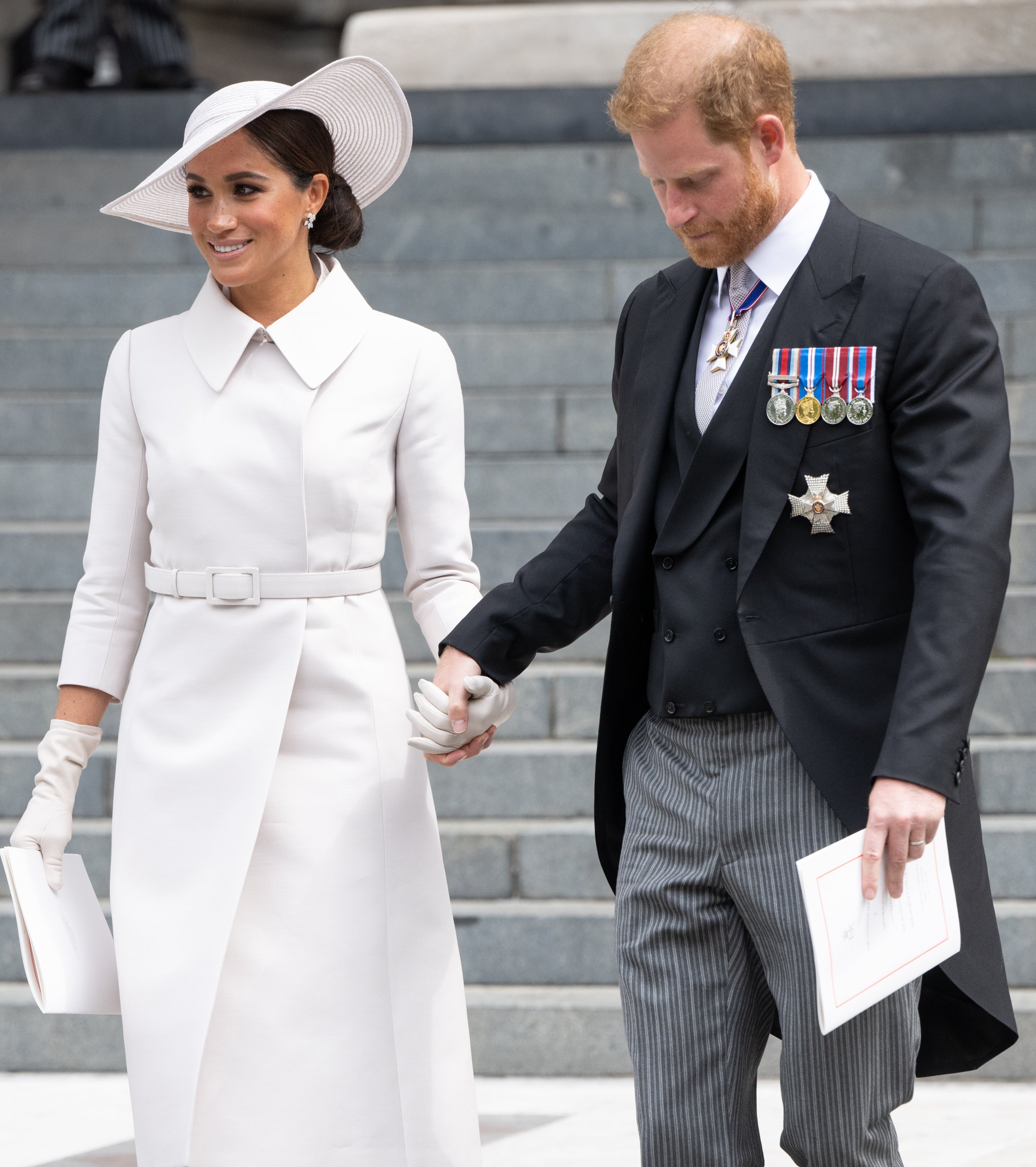 Meghan, duquesa de Sussex y el príncipe Harry, duque de Sussex en el Servicio Nacional de Acción de Gracias en la Catedral de St Paul, el 3 de junio de 2022 en Londres, Inglaterra. | Foto: Getty Images