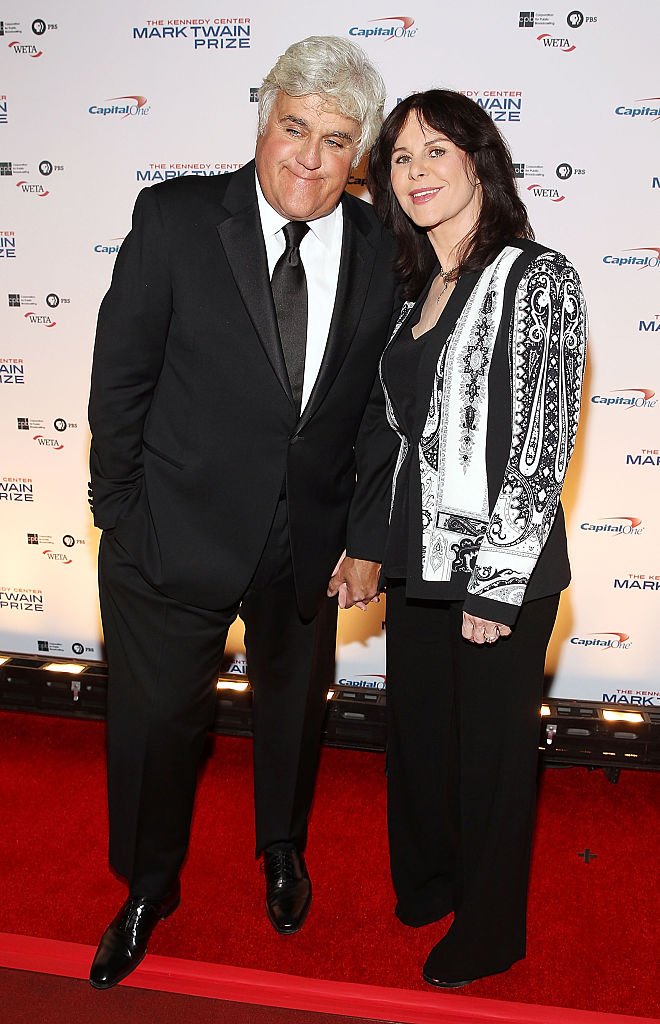 Jay Leno and his wife Mavis Leno at the 2014 Kennedy Center's Mark Twain Prize at The Kennedy Center on October 19, 2014 | Photo: Getty Images