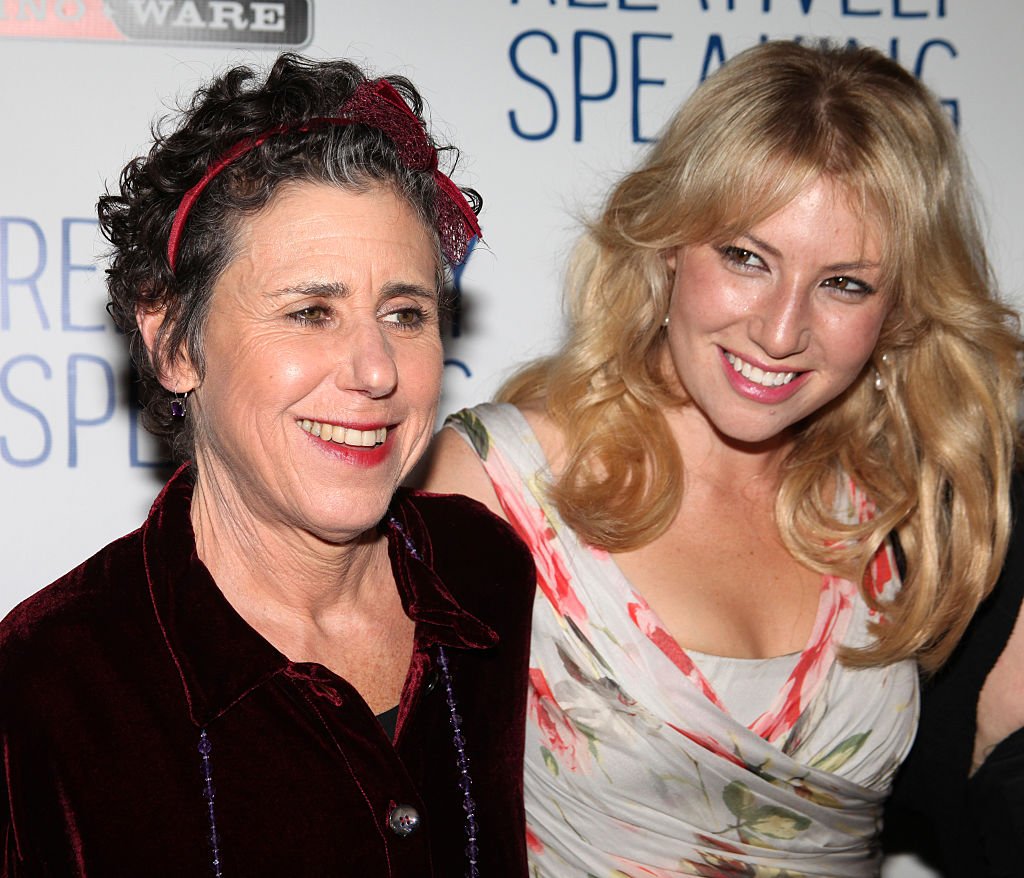 Julie Kavner and Ari Graynor attending the Opening Night after-party for "Relatively Speaking" at the Bryant Park Grill in New York City on October 20, 2011. | Photo: Getty Images