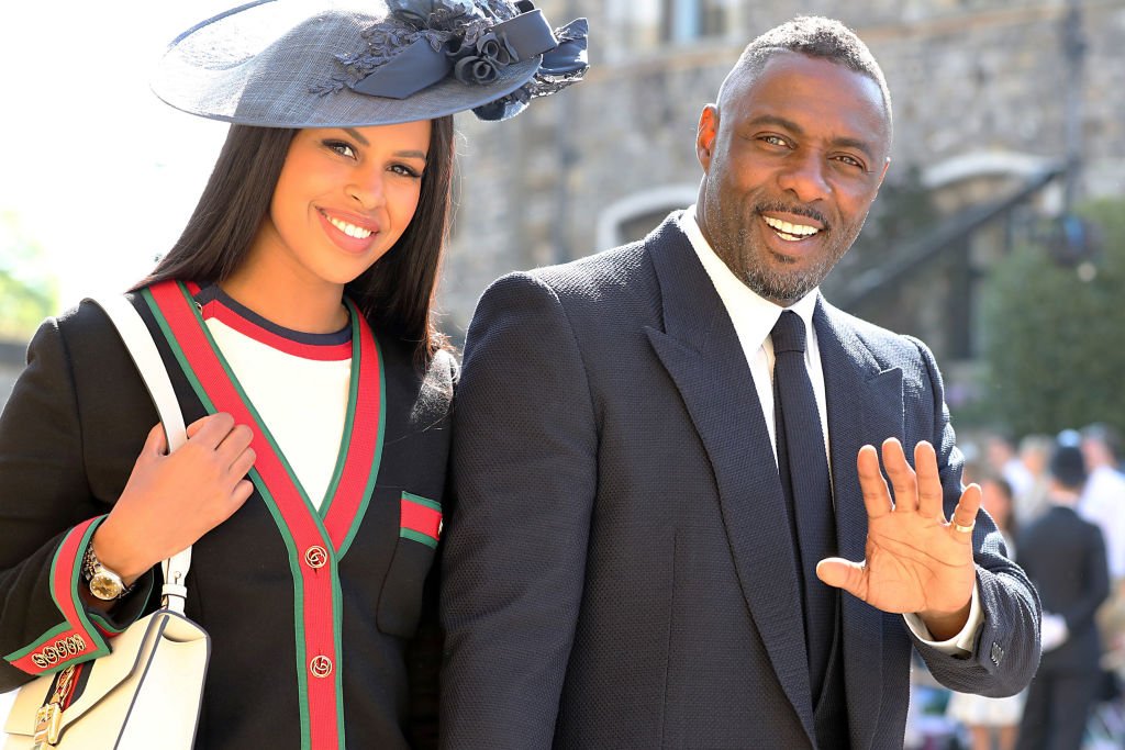  Idris Elba and Sabrina Dhowre arrive at St George's Chapel at Windsor Castle before the wedding of Prince Harry to Meghan Markle on May 19, 2018 | Photo: Getty Images