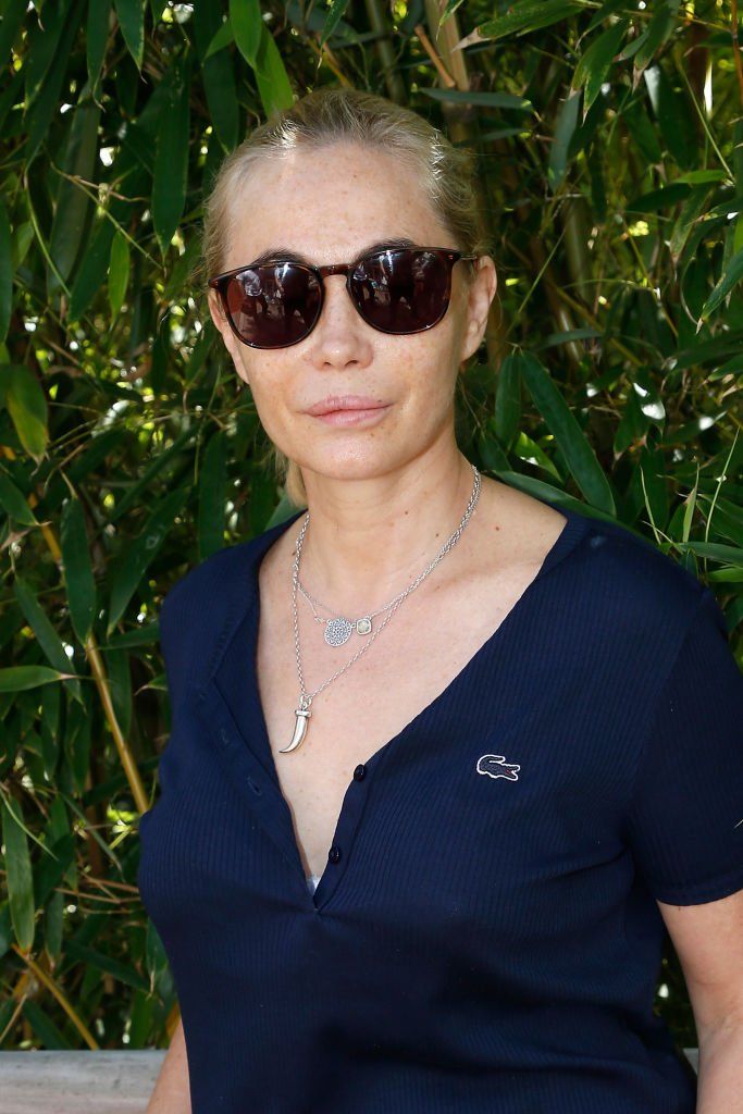 Emmanuelle Beart assiste à la finale masculine de Roland Garros le 11 juin 2017 à Paris, France. | Photo : Getty Images