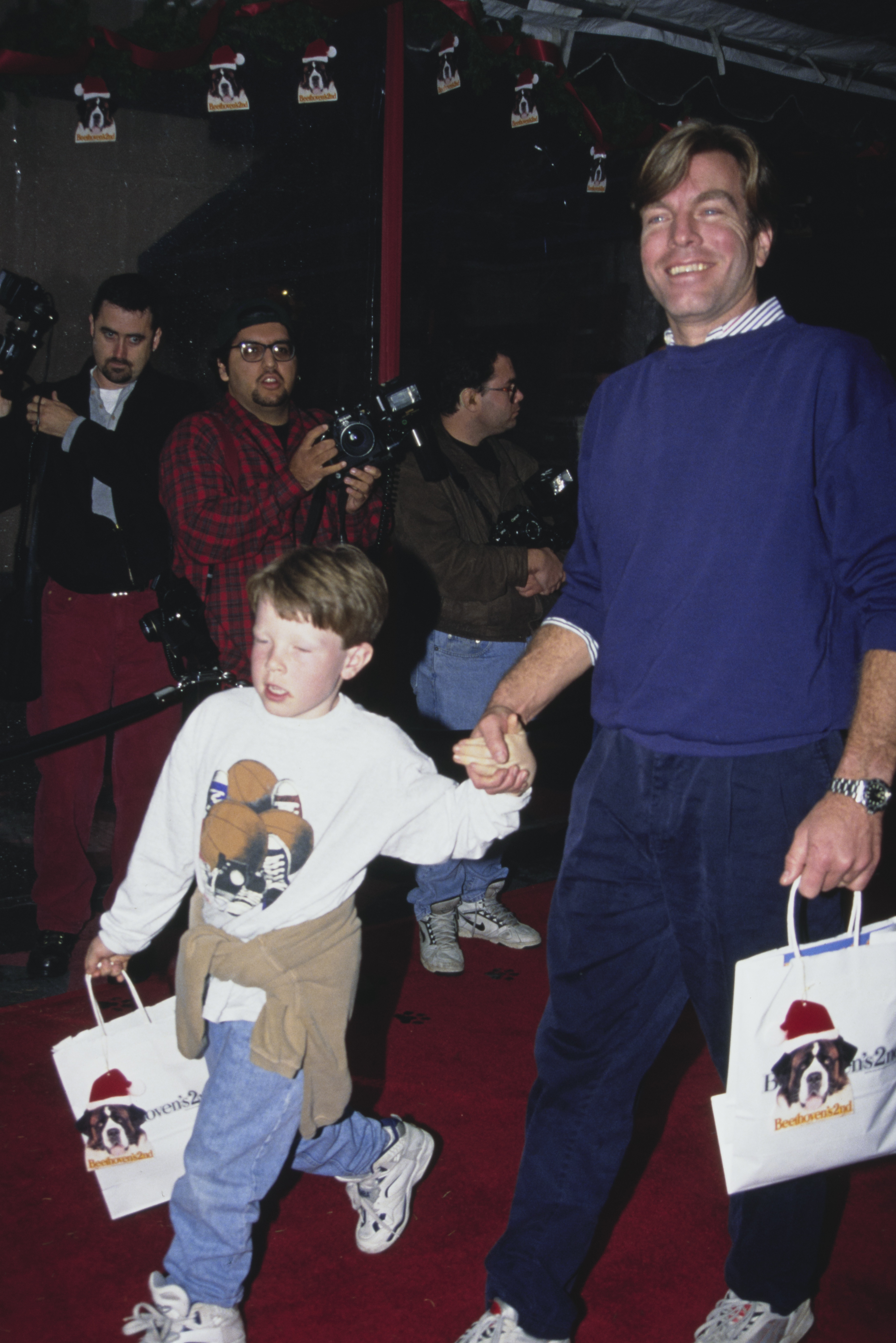 Peter Bergman and his son Connor Bergman at the Cineplex Odeon Universal City Cinemas on December 11, 1993 in Los Angeles, California | Source: Getty Images