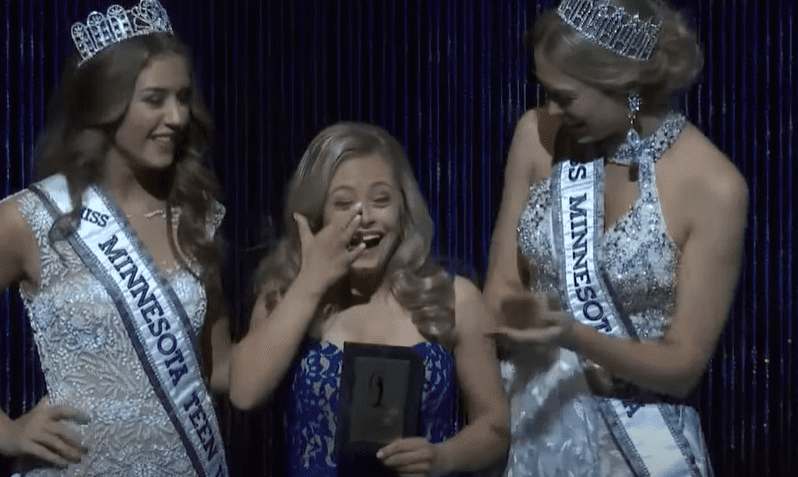 Mikayla Holmgren graced the stage at the 2017 Miss Minnesota pageant, taking home two awards in the process. | Photo: Inside Edition/YouTube