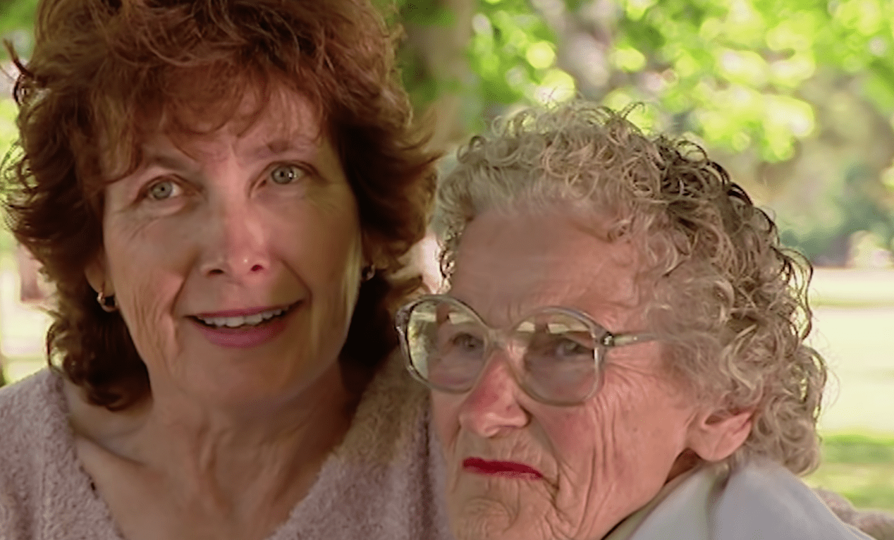 Vera Brown and her daughter reunite. | Source: youtube.com/60 Minutes Australia