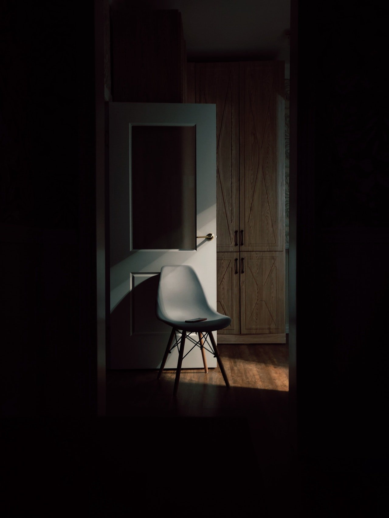 Casa solitaria y oscura. | Foto: Pexels