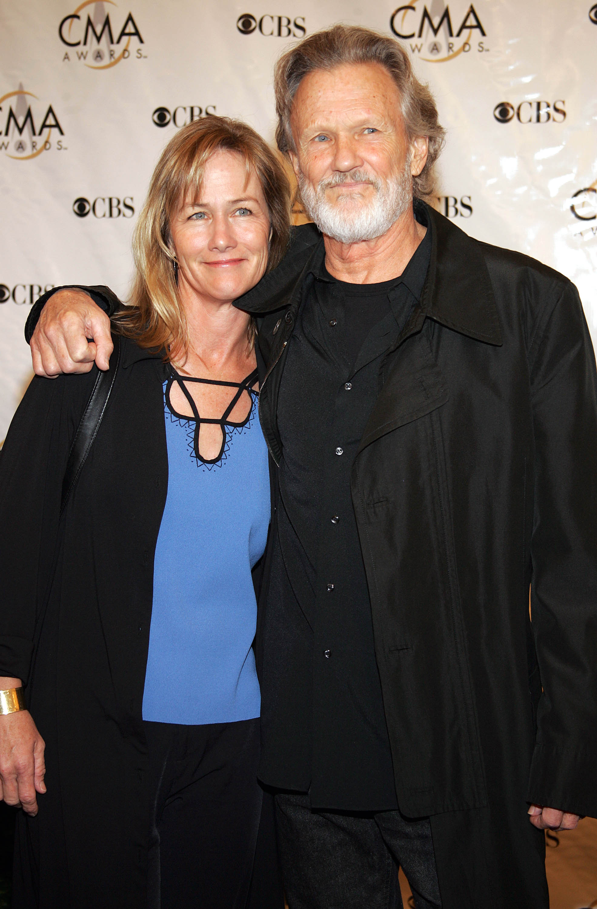 Lisa Meyers and Kris Kristofferson, on November 9, 2004 | Source: Getty Images