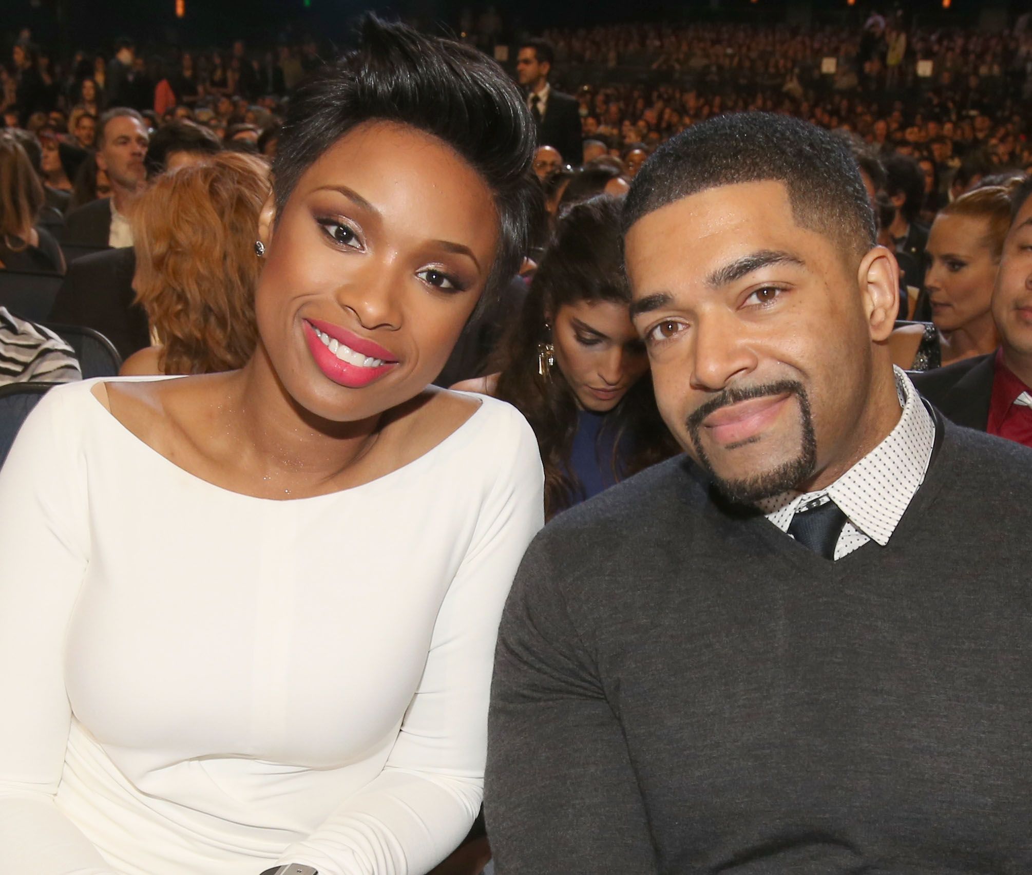 Jennifer Hudson and pro wrestler/actor David Otunga at The 40th Annual People's Choice Awards at Nokia Theatre L.A. Live on January 8, 2014 | Photo: Getty Images