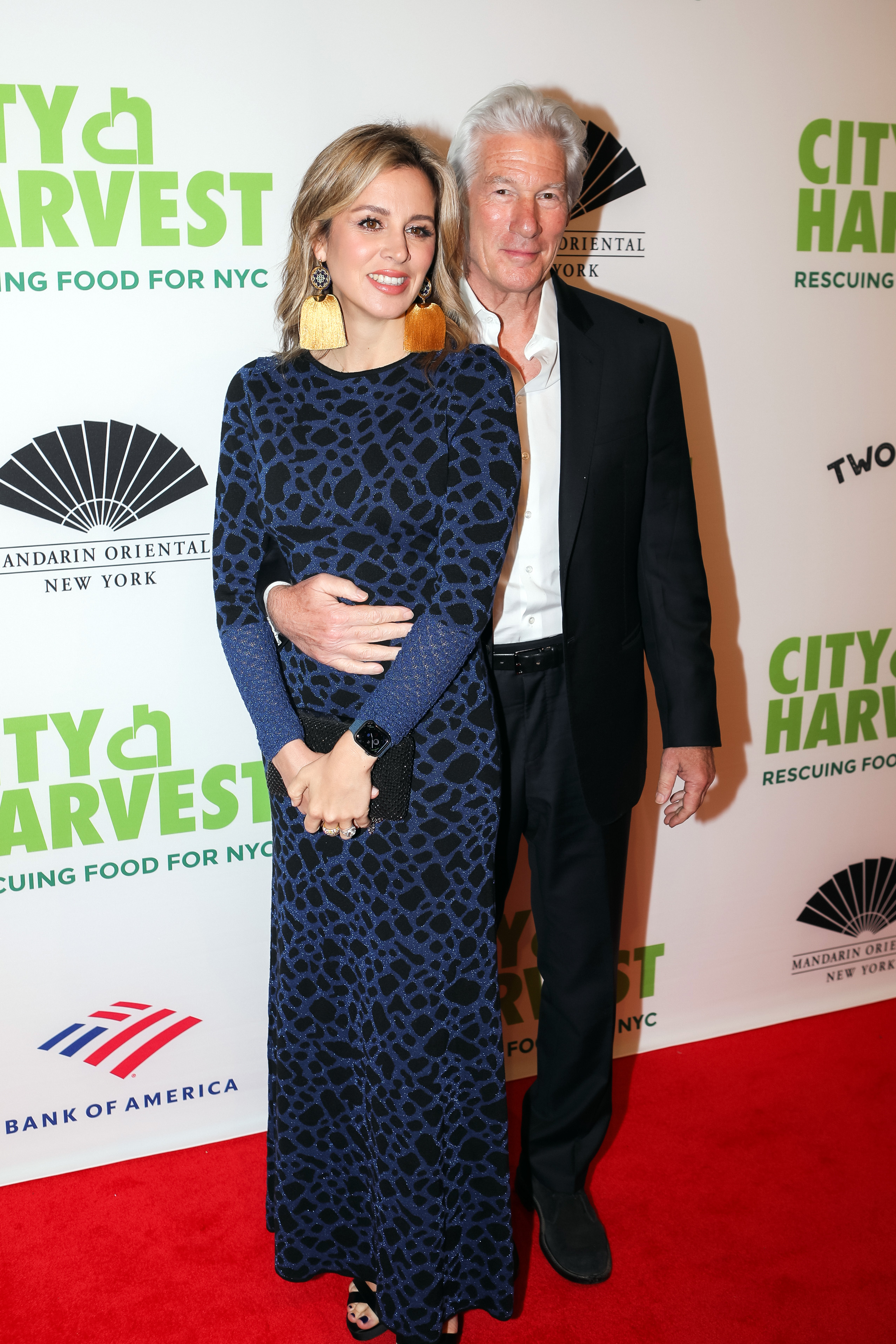 Alejandra Silva and Richard Gere attend the 2022 City Harvest "Red Supper Club" Fundraising Gala at Cipriani 42nd Street in New York City, on April 26, 2022 | Source: Getty Images