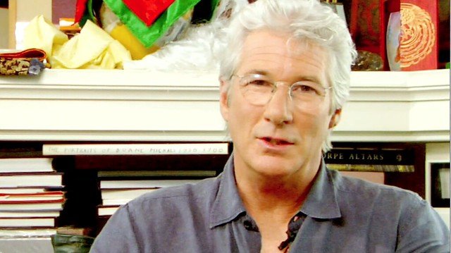 Richard Gere durante una entrevista en 2009 sobre la situación en Birmania. | Imagen: Flickr Richard Gere durante una entrevista en 2009 sobre la situación en Birmania. | Imagen: Flickr