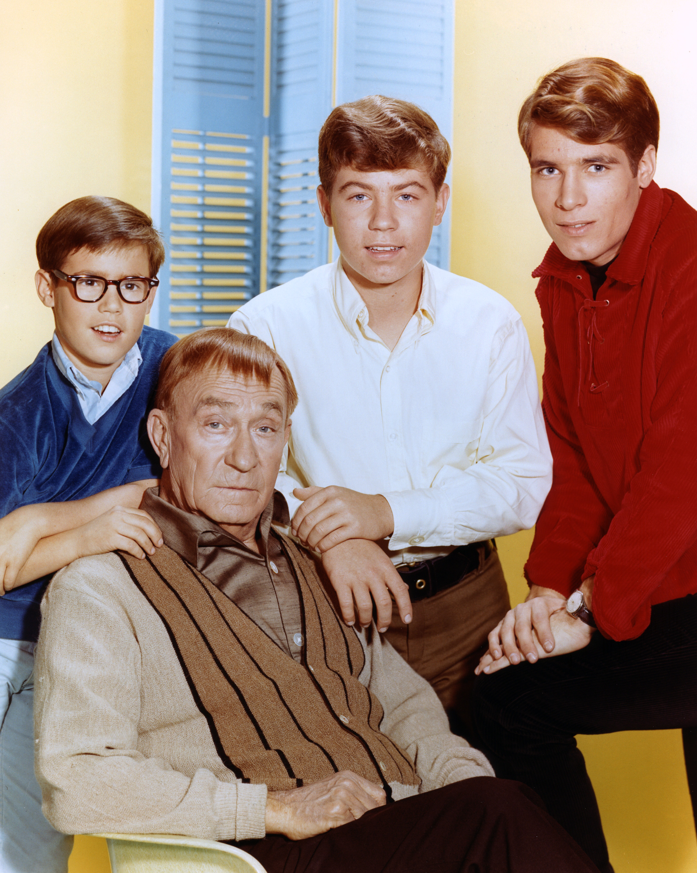 Barry Livingston, Stanley Livingston, and Don Grady, with William Demarest on "My Three Sons" in 1965 | Source: Getty Images