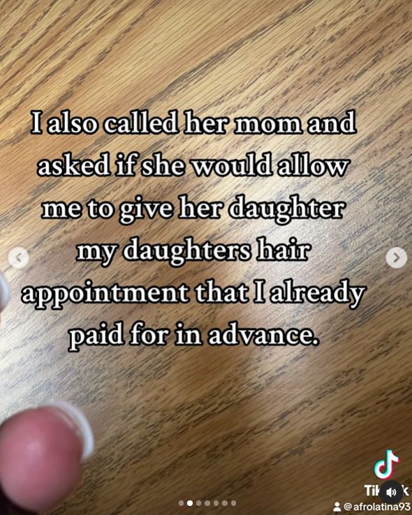 Dominique "Nique" Mackey asking the mother of the girl her daughter, Zariah, bullied if she could take her child's hair appointment to apologize for the girl's actions in a clip posted on February 9, 2024 | Source: Instagram/afrolatina2