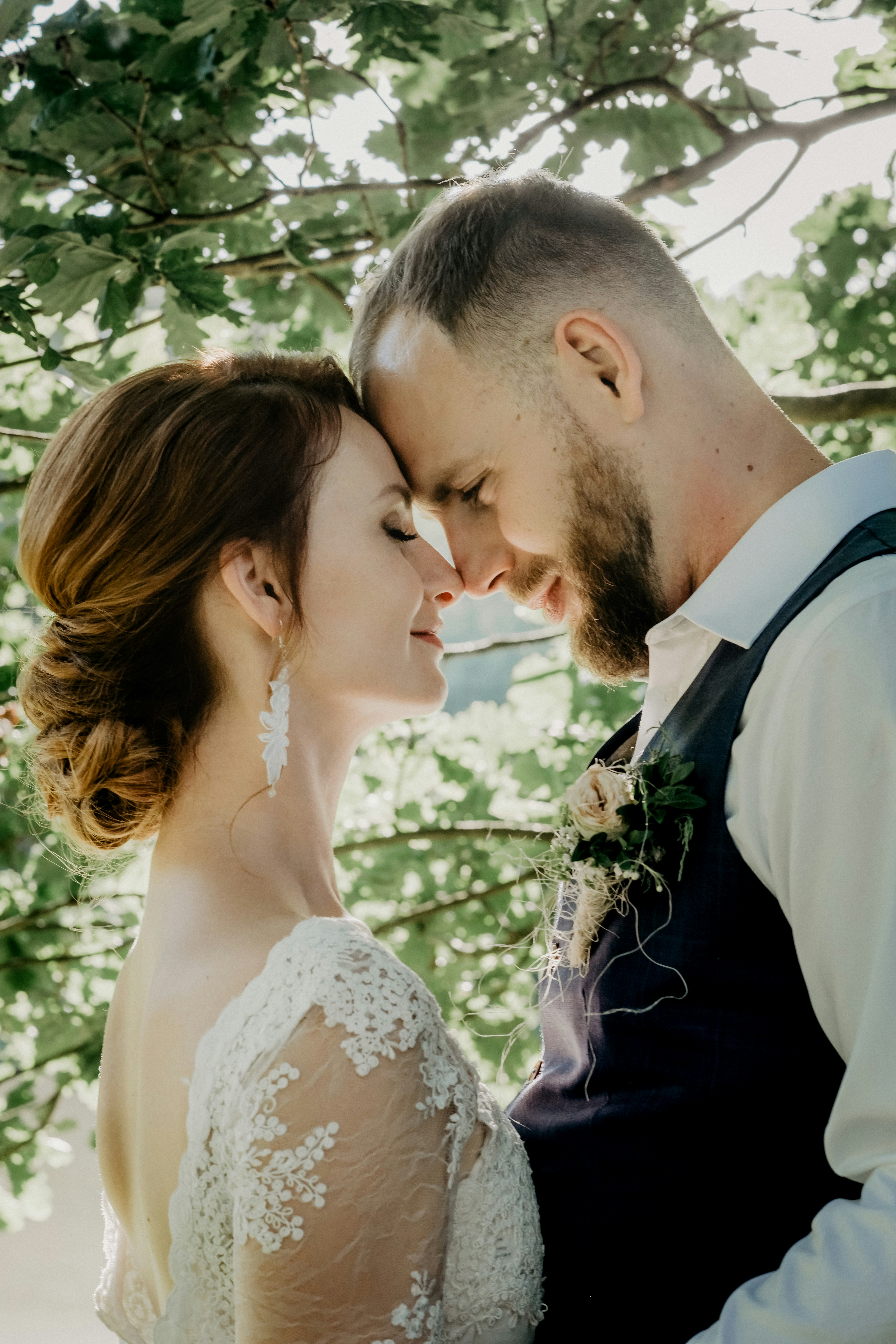 A bride and groom | Source: Unsplash