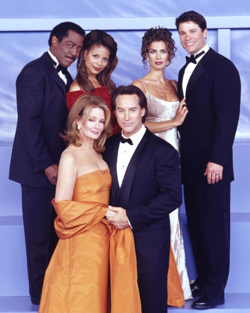 James Reynolds, Renee Jones, Kristian Alfonso, Peter Reckell, Deidre Hall, and Drake Hogestyn in a still for NBC's "Days of Our Lives" on March 26, 2001 | Photo: NBC/Getty Images