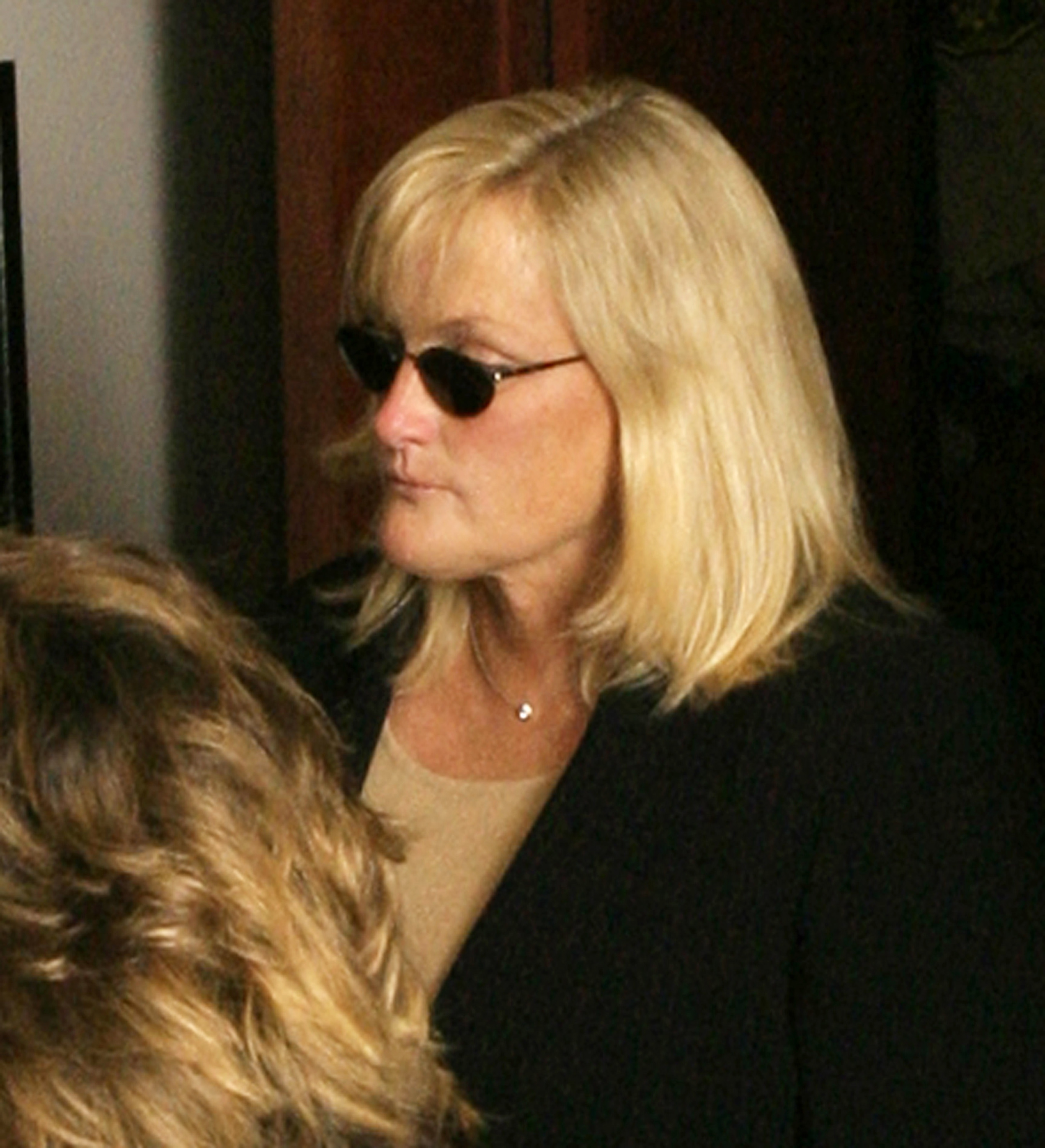 Debbie Rowe leaves the courtroom at the Santa Barbara County courthouse on April 27, 2005 in Santa Maria, California. | Source: Getty Images