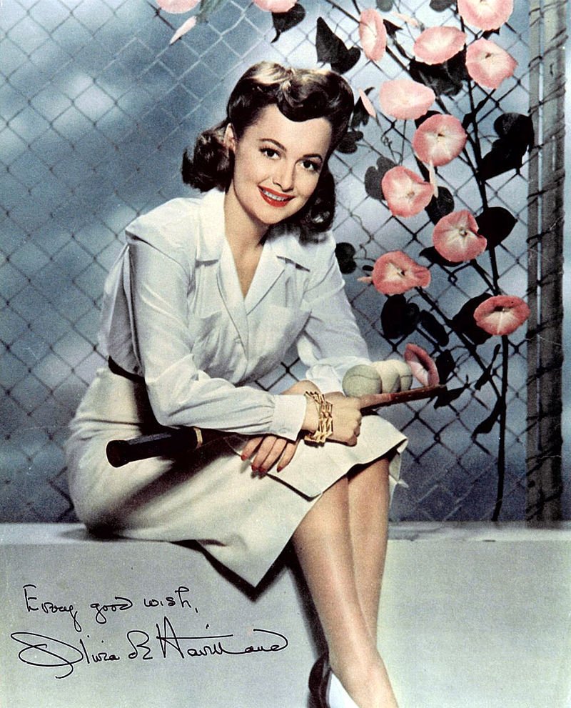 Olivia de Havilland, Publicity Foto, 1940er | Quelle: Wikimedia Commons Olivia de Havilland, Publicity Foto, 1940er | Quelle: Wikimedia Commons