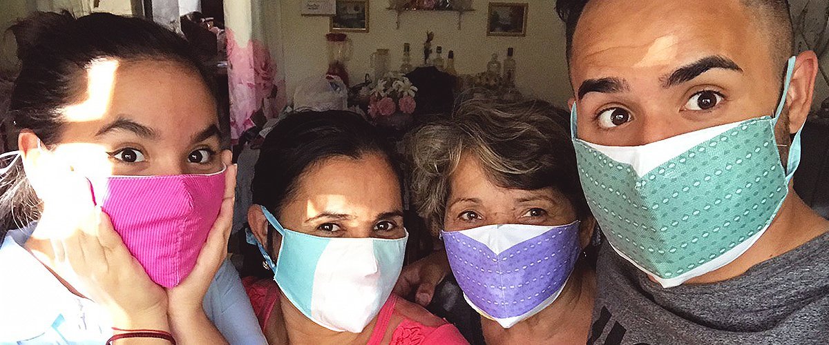 "Ma mère vient de fabriquer près de 200 masques" : Reynaldo, de retour de Chine, témoigne