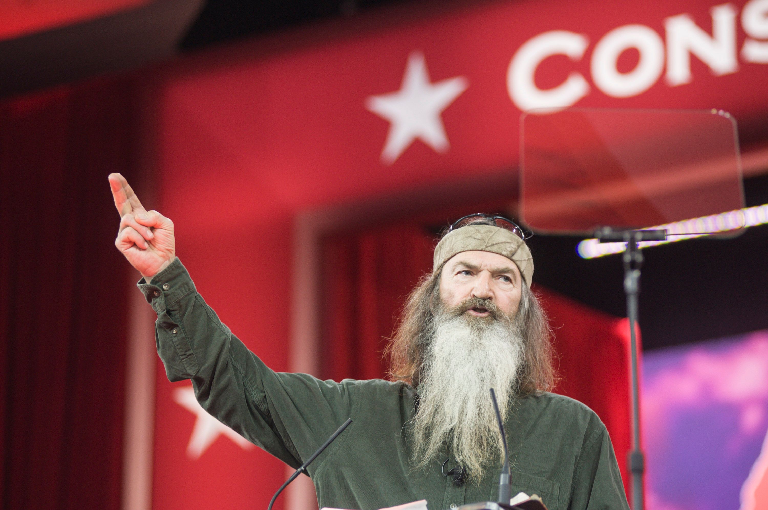 Unexpected: Phil Robertson's Family Reacts to News about His Long-Lost ...