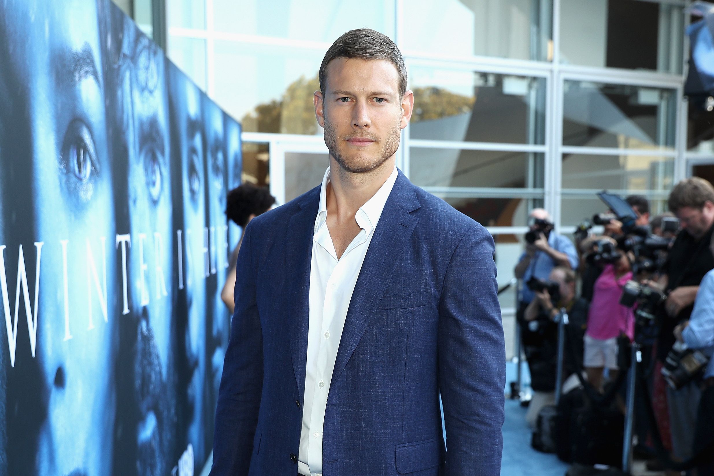 L'acteur Tom Hopper assiste à la première de la saison 7 de "Game Of Thrones" de HBO au Walt Disney Concert Hall le 12 juillet 2017 à Los Angeles, Californie. | Photo : Getty Images. L'acteur Tom Hopper assiste à la première de la saison 7 de "Game Of Thrones" de HBO au Walt Disney Concert Hall le 12 juillet 2017 à Los Angeles, Californie. | Photo : Getty Images.