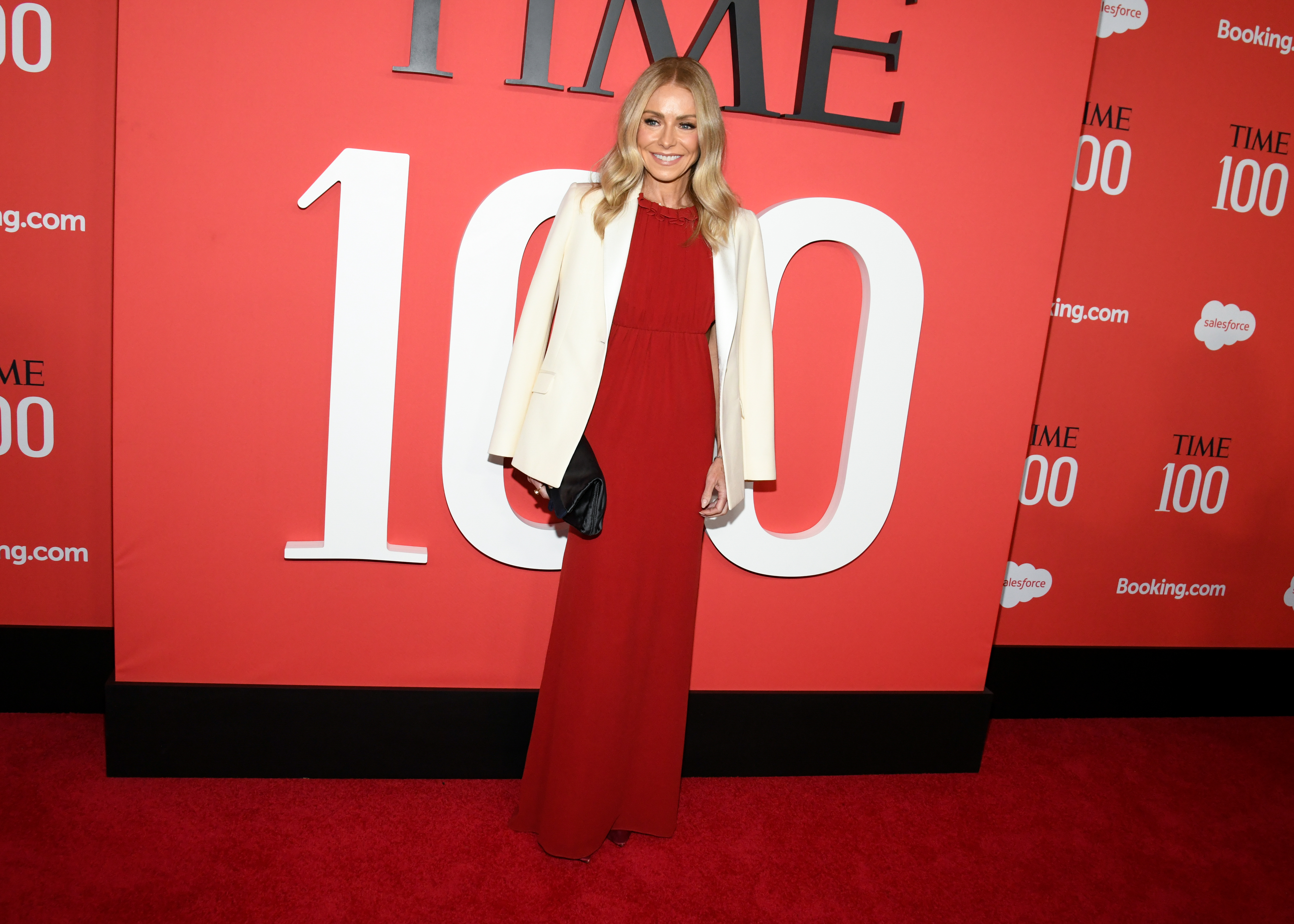 Kelly Ripa attends the 2024 Time 100 Gala at Jazz at Lincoln Center on April 25, 2024, in New York City. | Source: Getty Images