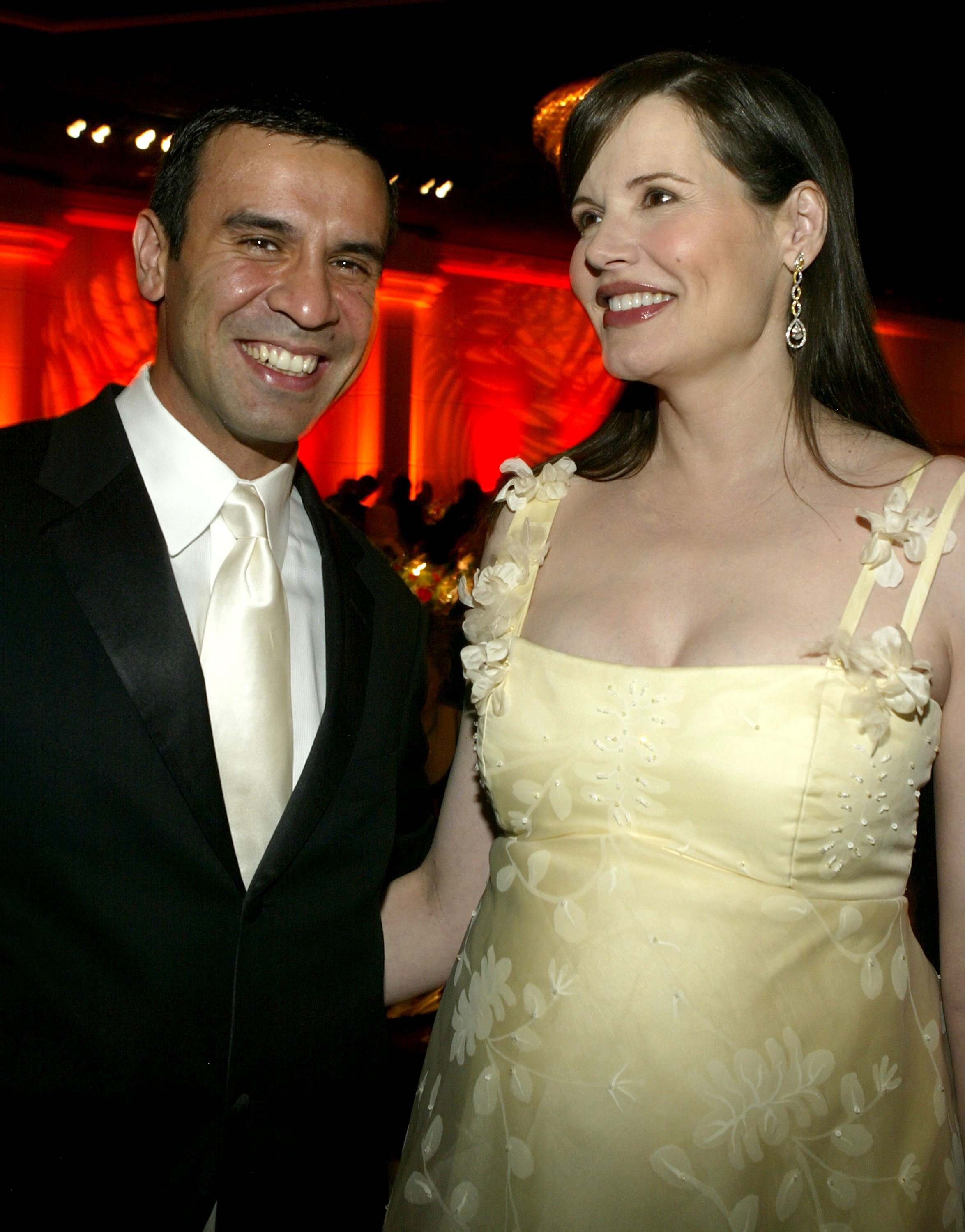 Geena Davis and Dr. Reza Jarrahy at the 6th Annual Costume Guild Awards reception on February 21, 2004 | Source: Getty Images