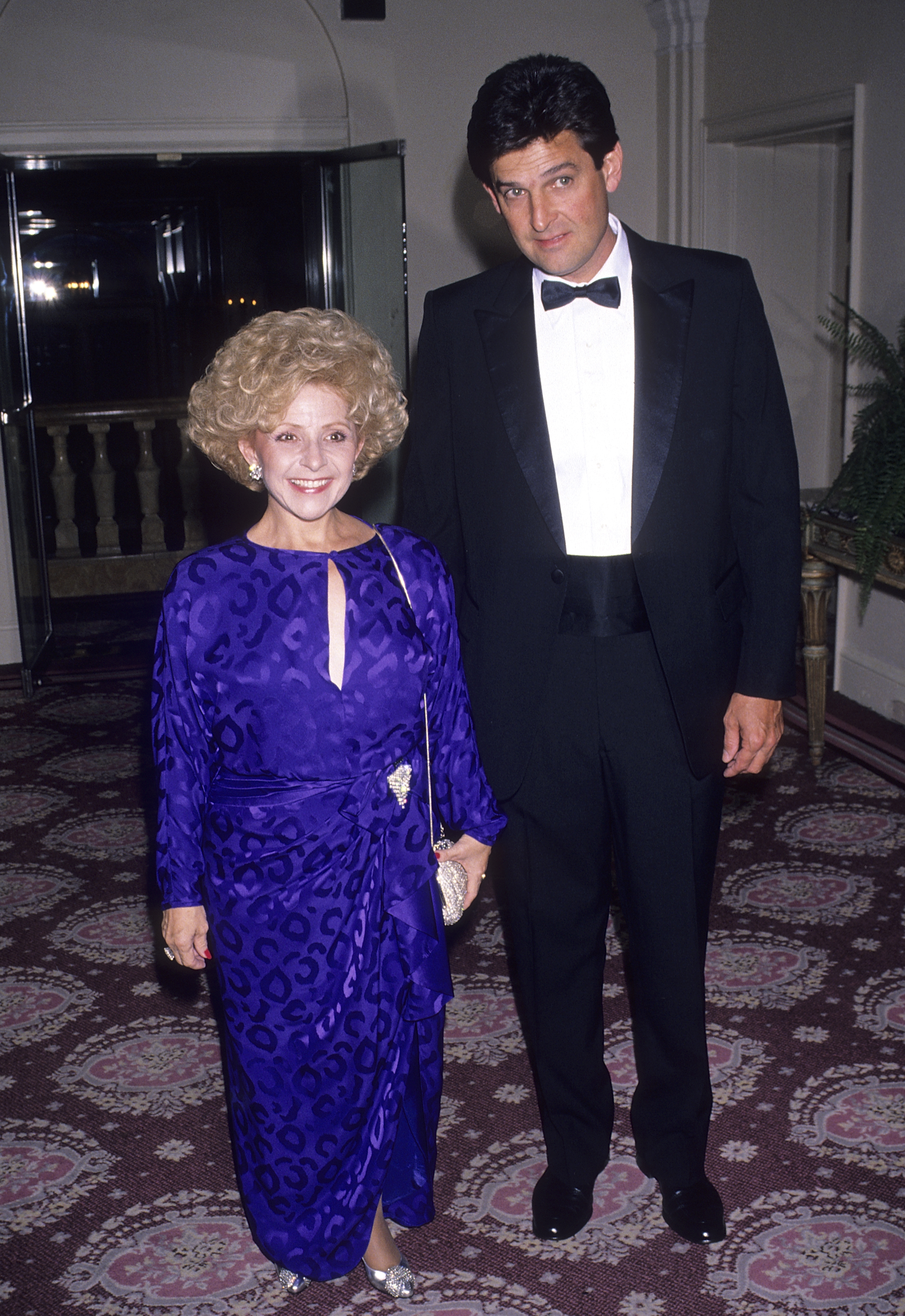 The singer and her husband, Ronnie Shacklett, attend the "Legendary Ladies of Song" Gala on May 24, 1990, at the Pierre Hotel in New York City | Source: Getty Images