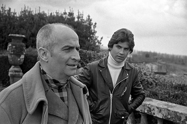 Louis de Funès et son fils Olivier sur le tournage d'un film en 1970. l Source : Wikipedia