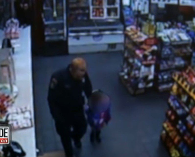 Footage of a toddler after being found in a convenience store on her own. | Source: Youtube/Inside Edition