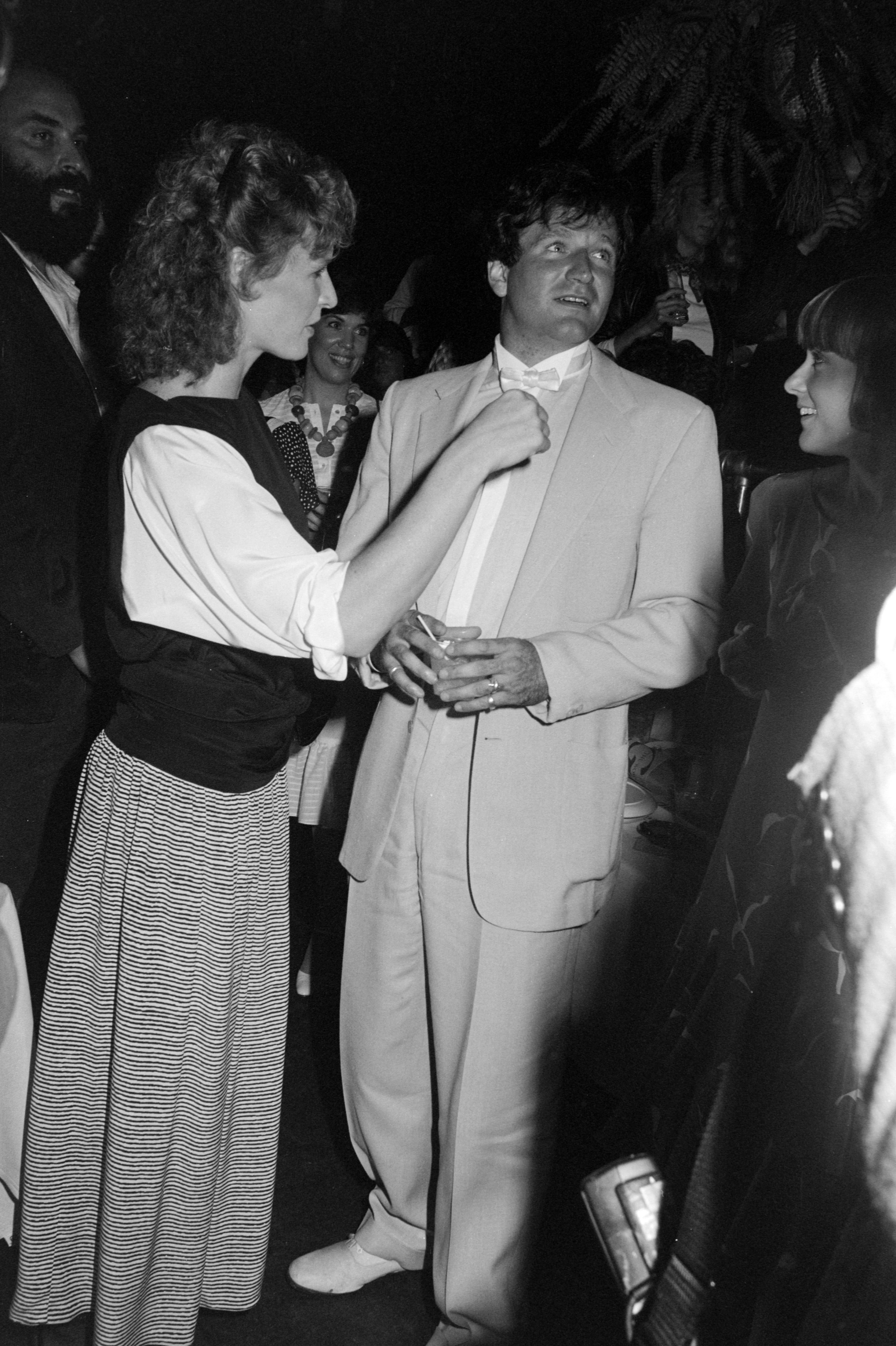 Glenn Close, Robin Williams, and Mary Beth Hurt attend an event, benefitting the Scott Newman Foundation, in Los Angeles, California, on July 16, 1982 | Source: Getty Images