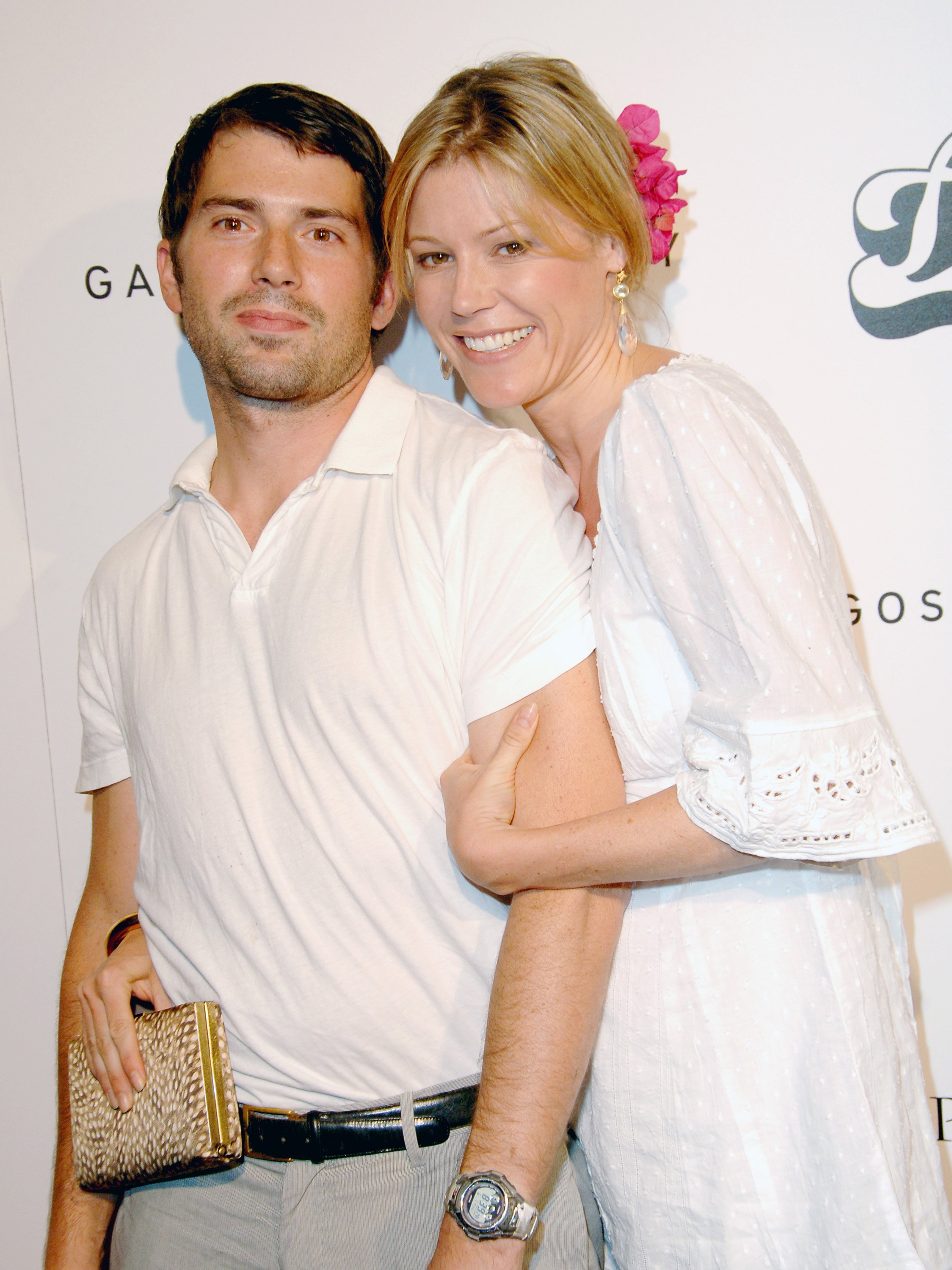 Julie Bowen and ex-husband Scott Phillips at the 2006 Hollywood and Fashion Unite for The Inaugural "Kid Art Event: A Benefit for P.S. Arts" in California | Source: Getty Images