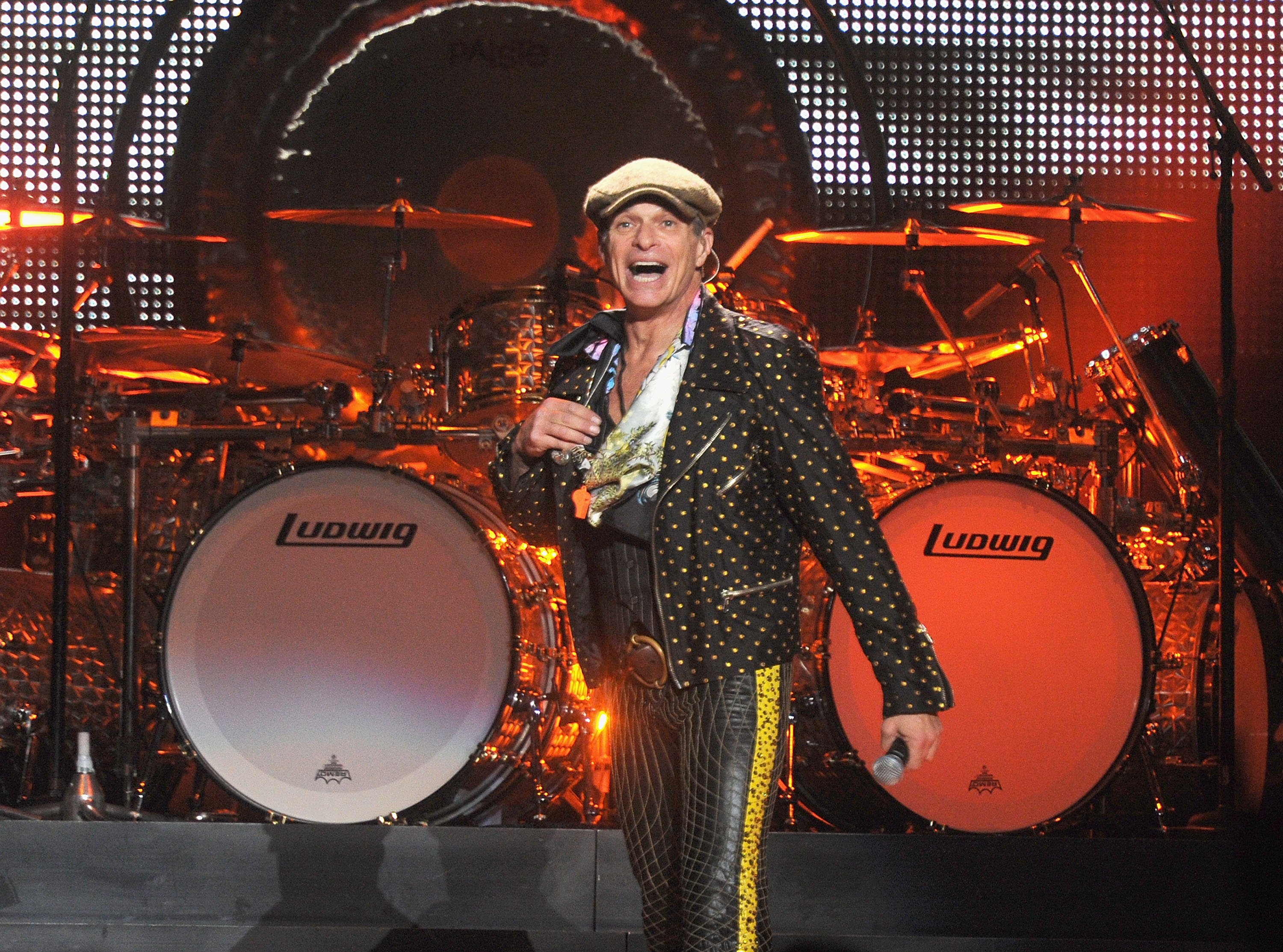 David Lee Roth performing with Van Halen at Madison Square Garden, 2012, New York City. | Photo: Getty Images
