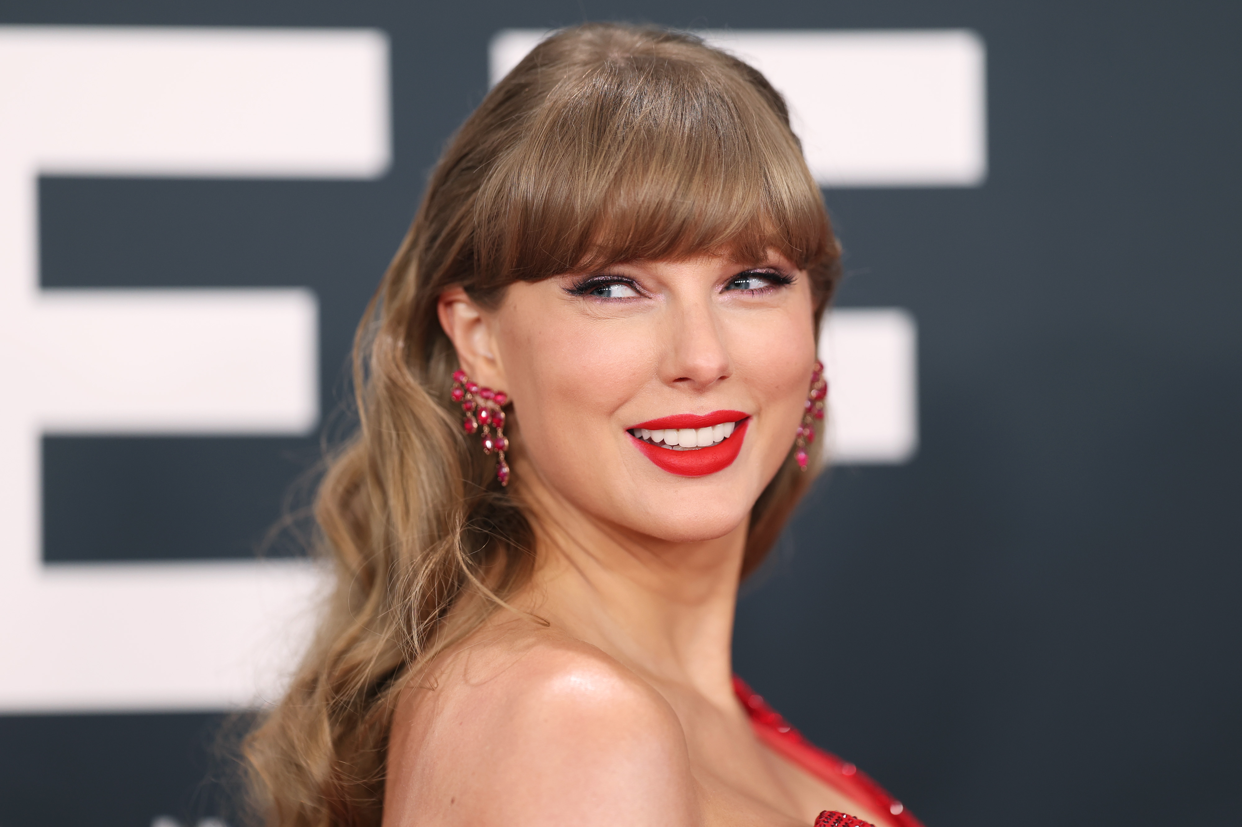 Taylor Swift at the 67th Annual Grammy Awards on February 2, 2025, in Los Angeles, California. | Source: Getty Images