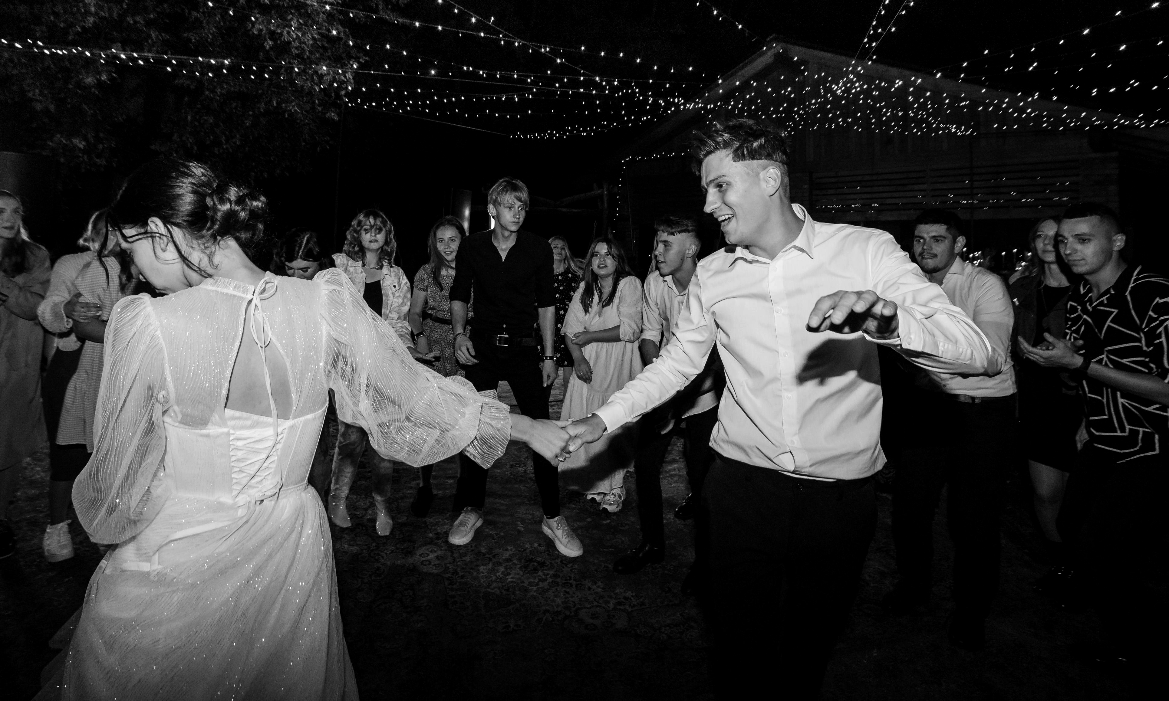 Emily and James sharing their first dance | Source: Pexels