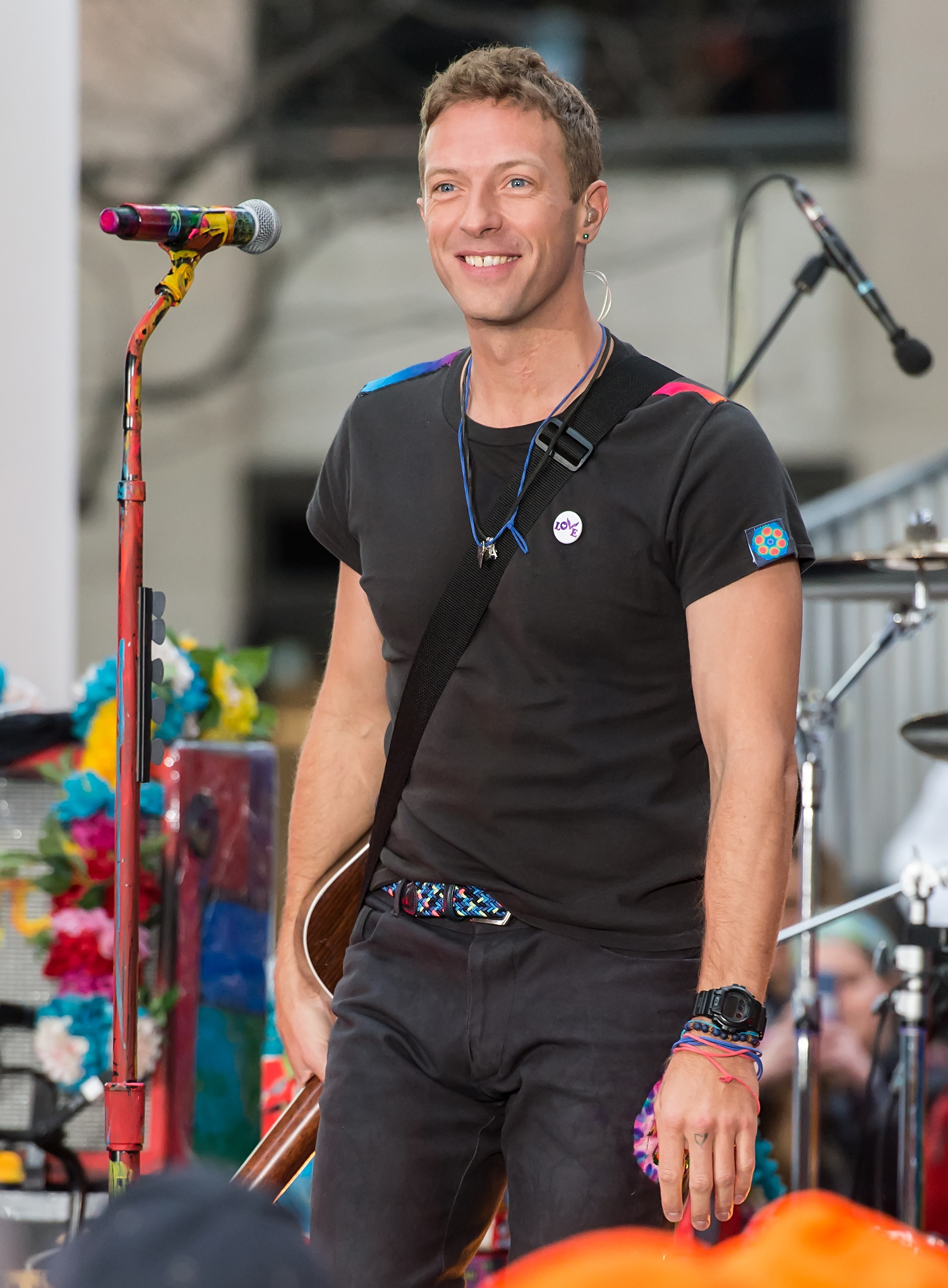Chris Martin of the band Coldplay performs On NBC's 'Today' at Rockefeller Plaza in New York City, on March 14, 2016 | SourceL Getty Images