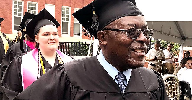 A formerly homeless man managed to obtain his bachelors degree despite all of the odds against him | Photo: Instagram/queensuniv
