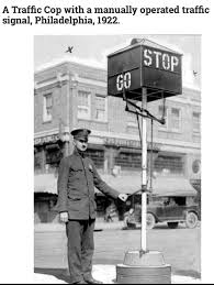 Philadelphia traffic cop, 1922. Image Source: YouTube/Auto Obsession