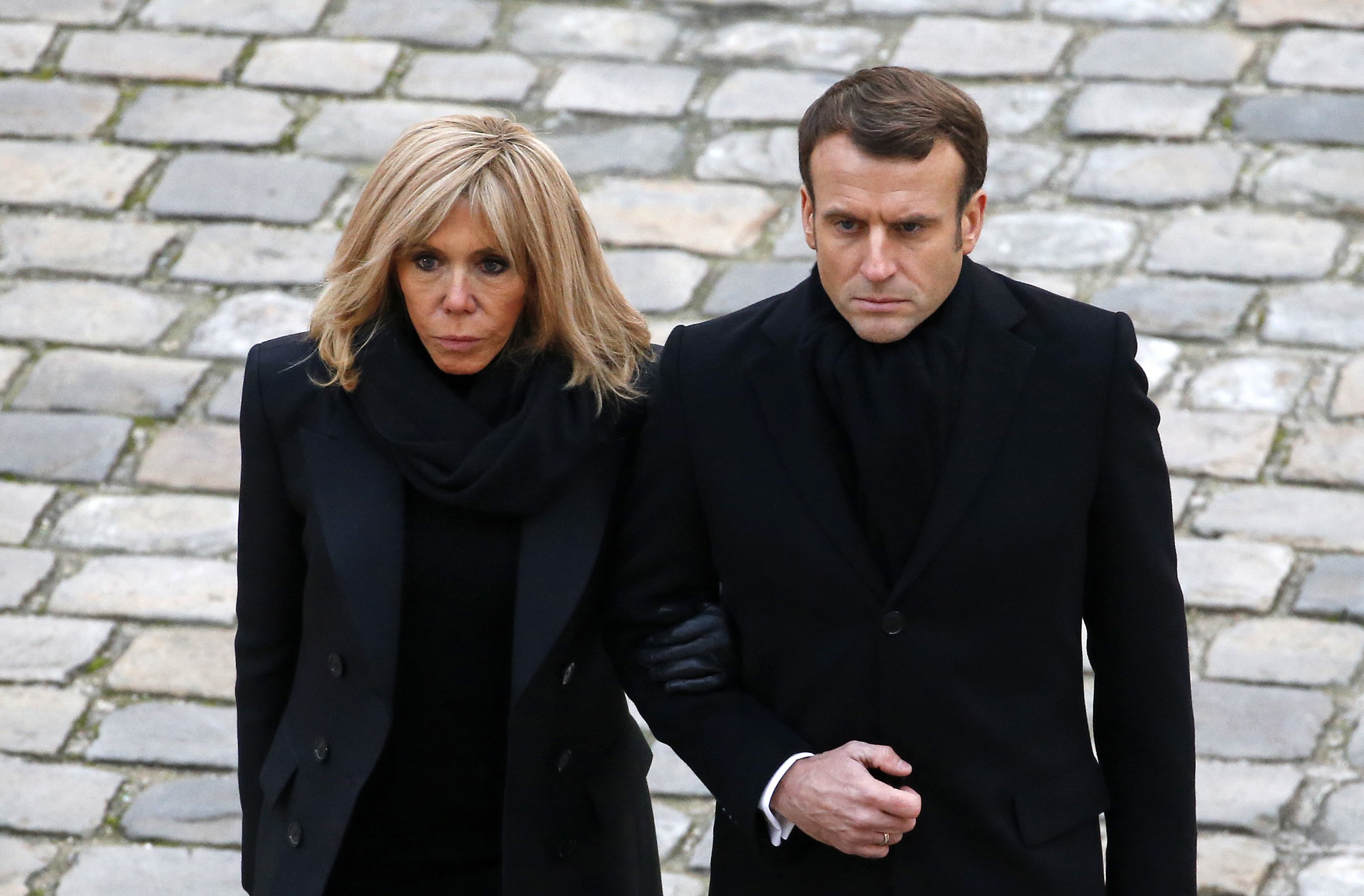 La Historia De Amor De Emmanuel Macron Y Su Esposa, Brigitte, En La Que ...