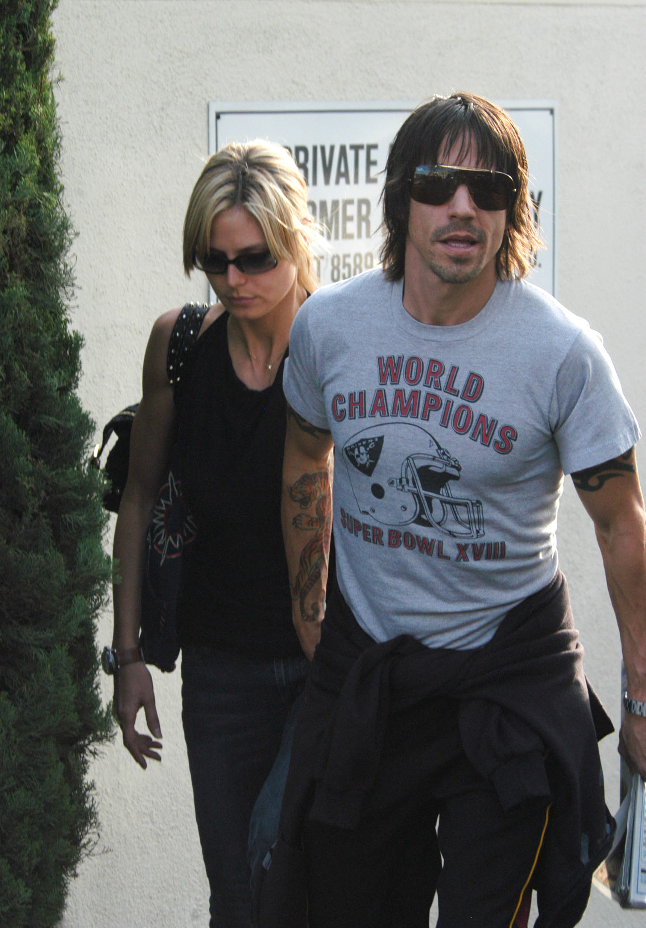 Heidi Klum and Anthony Kiedis photographed together on January 3, 2003, in Los Angeles, California. | Source: Getty Images