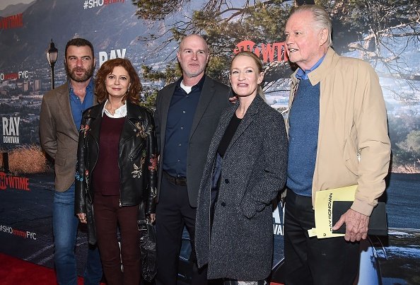 Liev Schreiber, Susan Sarandon, David Hollander, Paula Malcomson and Jon Voight attend the 'Ray Donovan' For Your Consideration event at The New Museum on April 18, 2018. | Photo: Getty Images