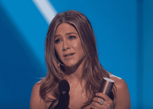 Jennifer Aniston receives 2019 People's Icon Award on November 9, 2019. | Source: YouTube/ E! Red Carpet & Award Shows