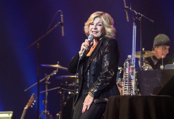 Nicoletta se produit au Bataclan le 22 novembre 2013 à Paris, en France. | Photo : Getty Images Nicoletta se produit au Bataclan le 22 novembre 2013 à Paris, en France. | Photo : Getty Images